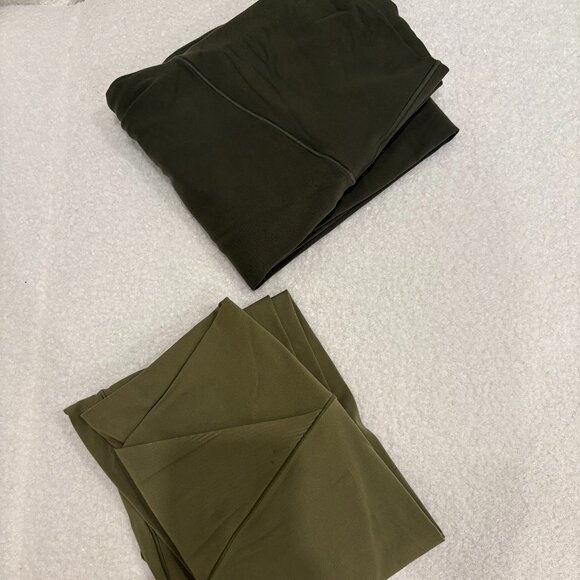 2 Pairs of Aerie offline leggins - Picture 2 of 5